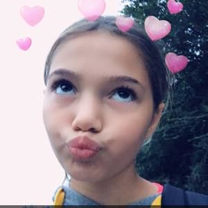 Meet your Posher, Lily